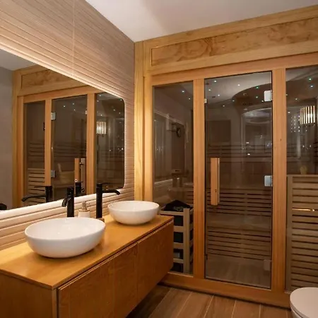 וילה 7 Bedroom - By Apricus Holidays *